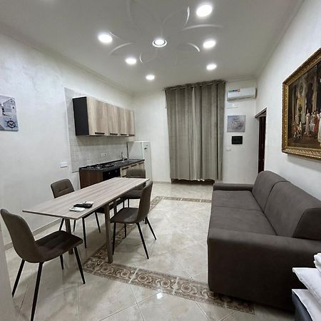 Dora House Valentino Apartment Naples Exterior photo