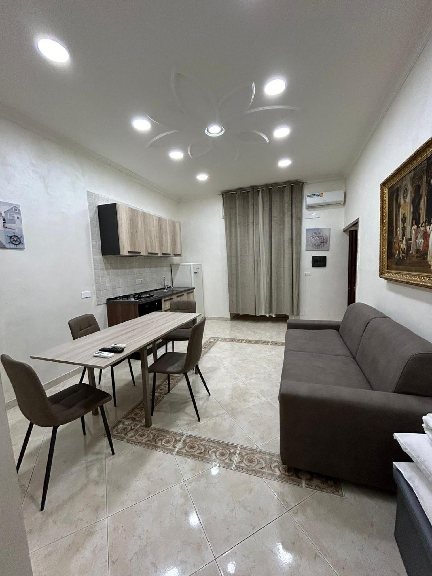 Dora House Valentino Apartment Naples Exterior photo