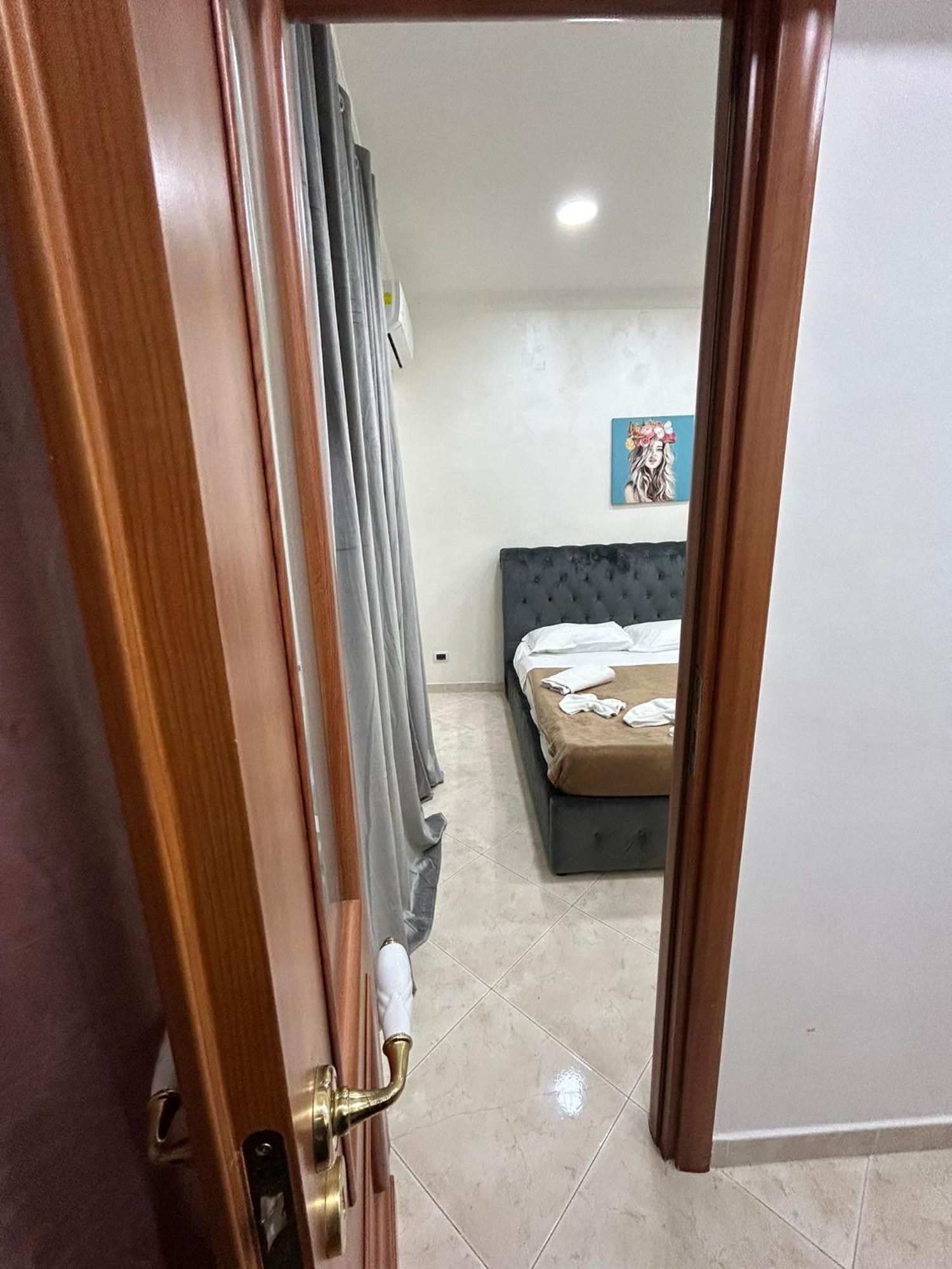 Dora House Valentino Apartment Naples Exterior photo