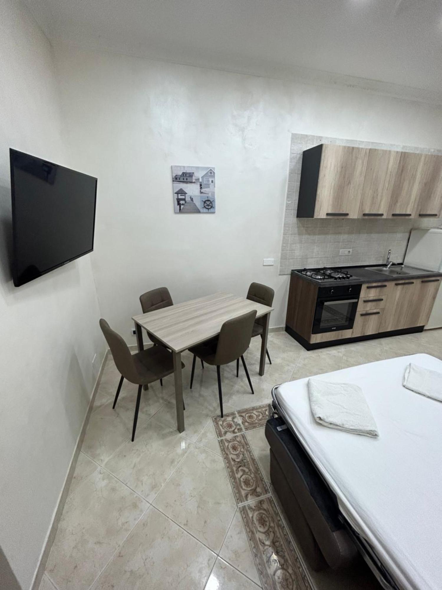 Dora House Valentino Apartment Naples Exterior photo