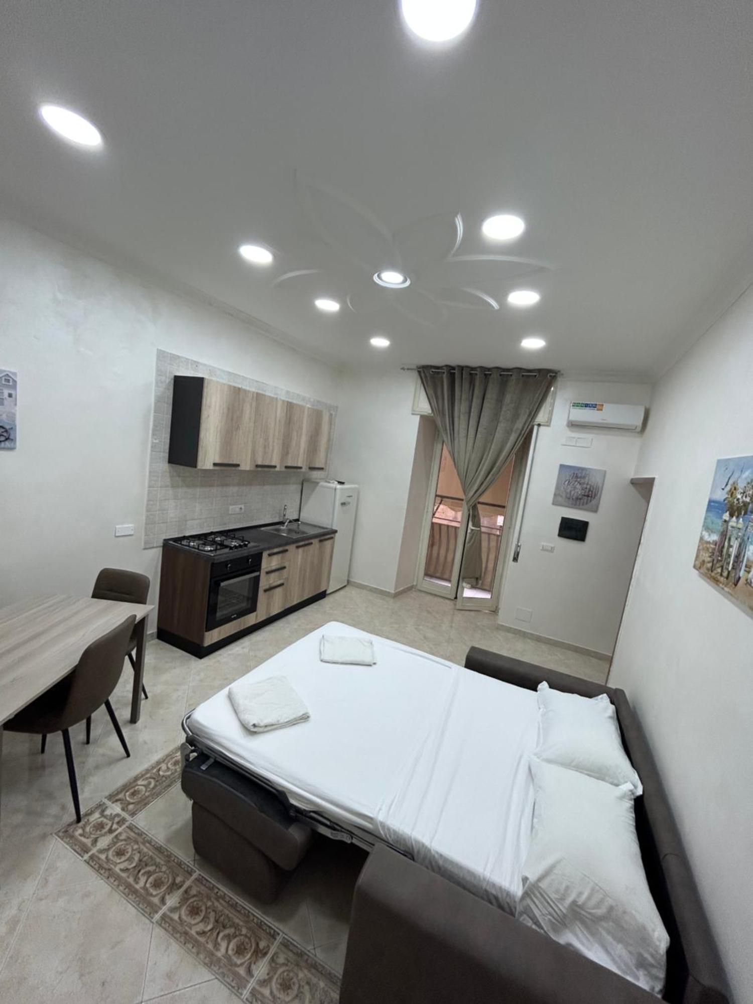 Dora House Valentino Apartment Naples Exterior photo
