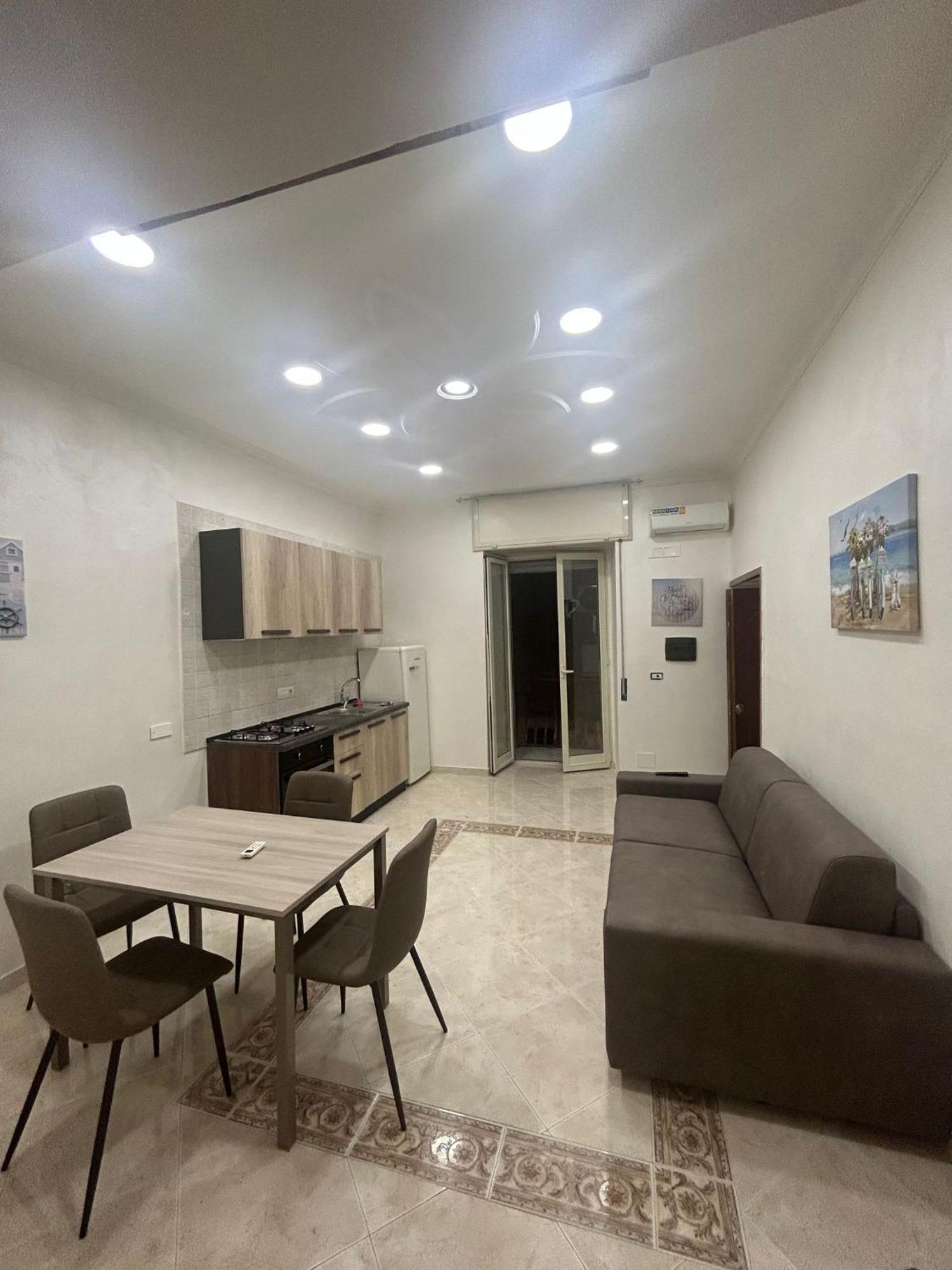 Dora House Valentino Apartment Naples Exterior photo